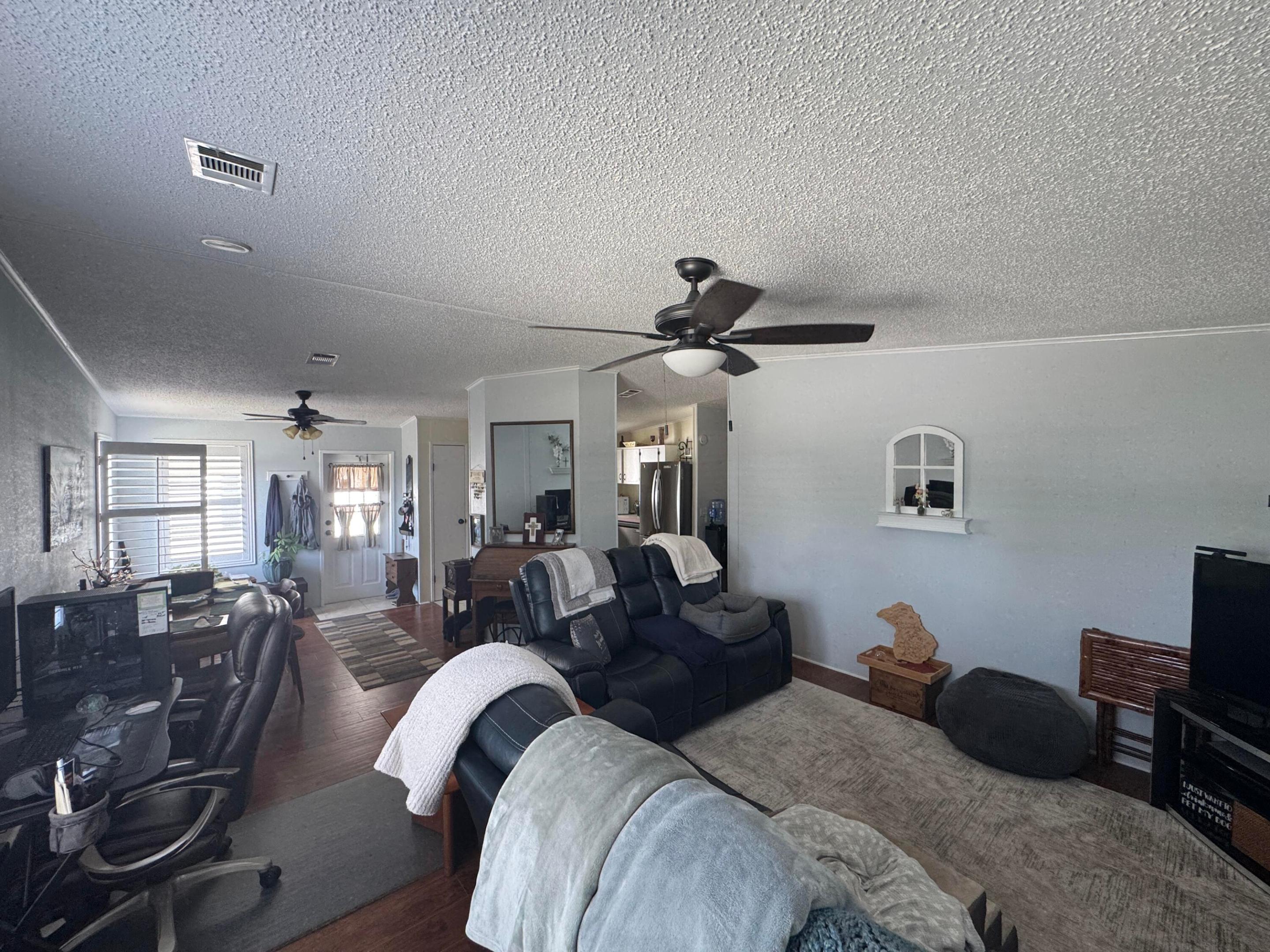 Tropical Isles - Residential