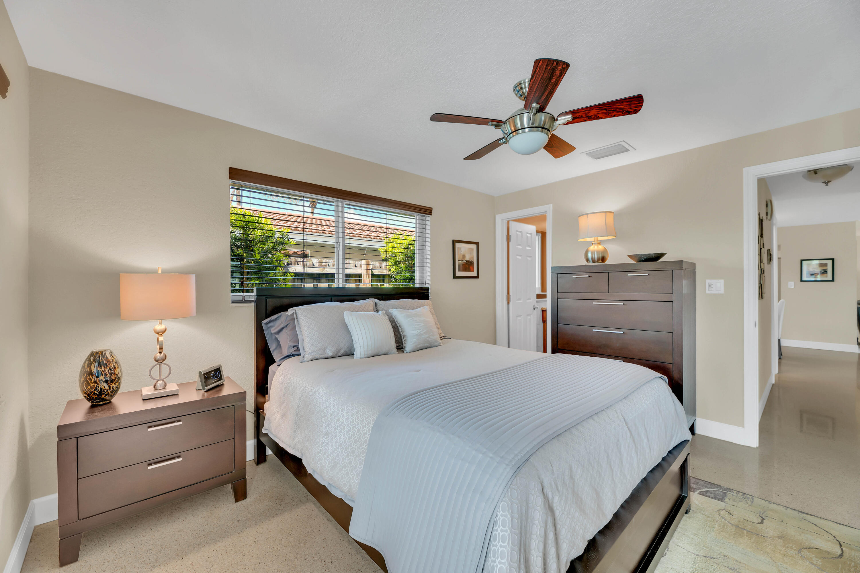 MAX SWARTZ - Residential