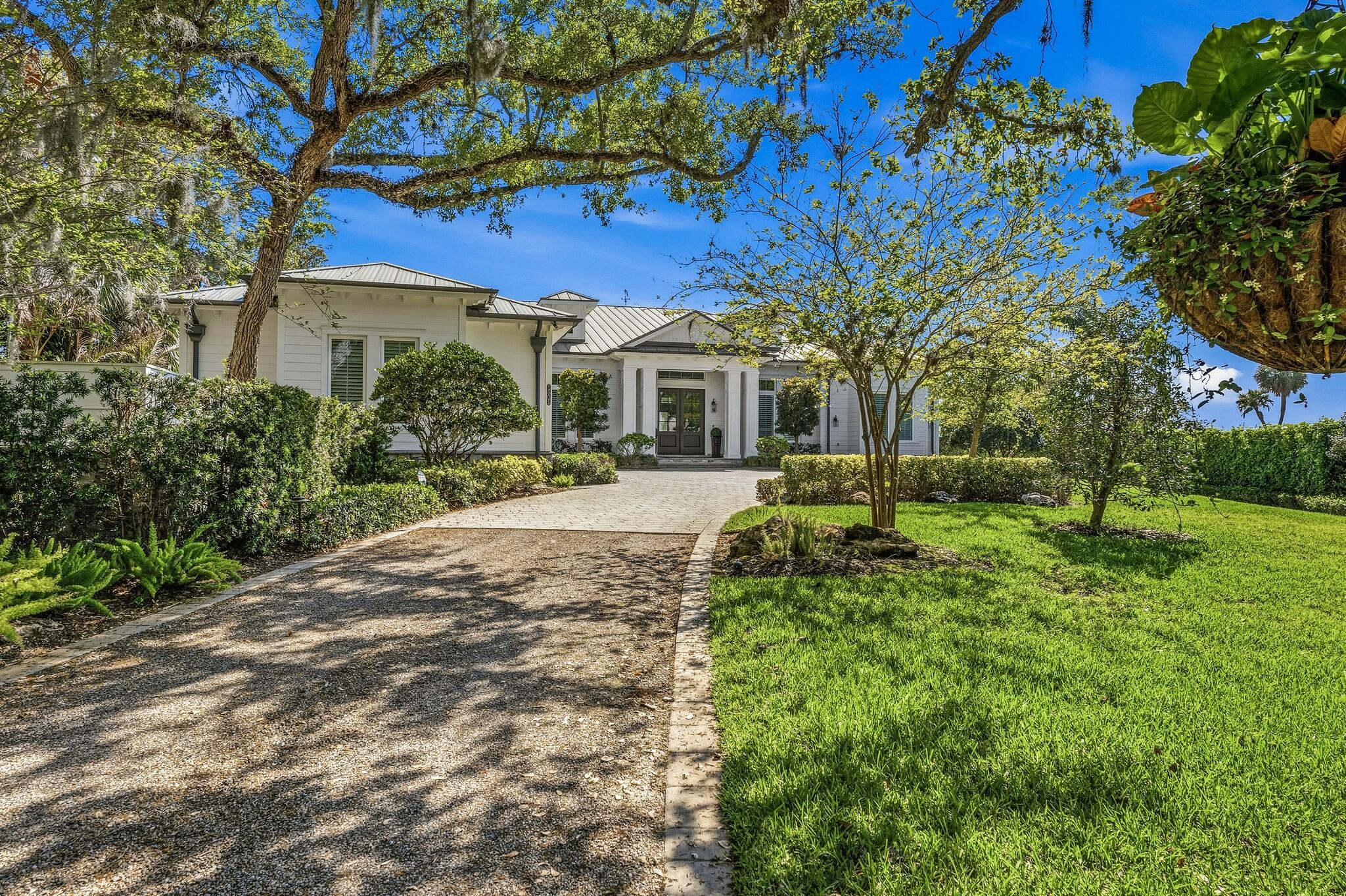 1505 W Camino Del Rio