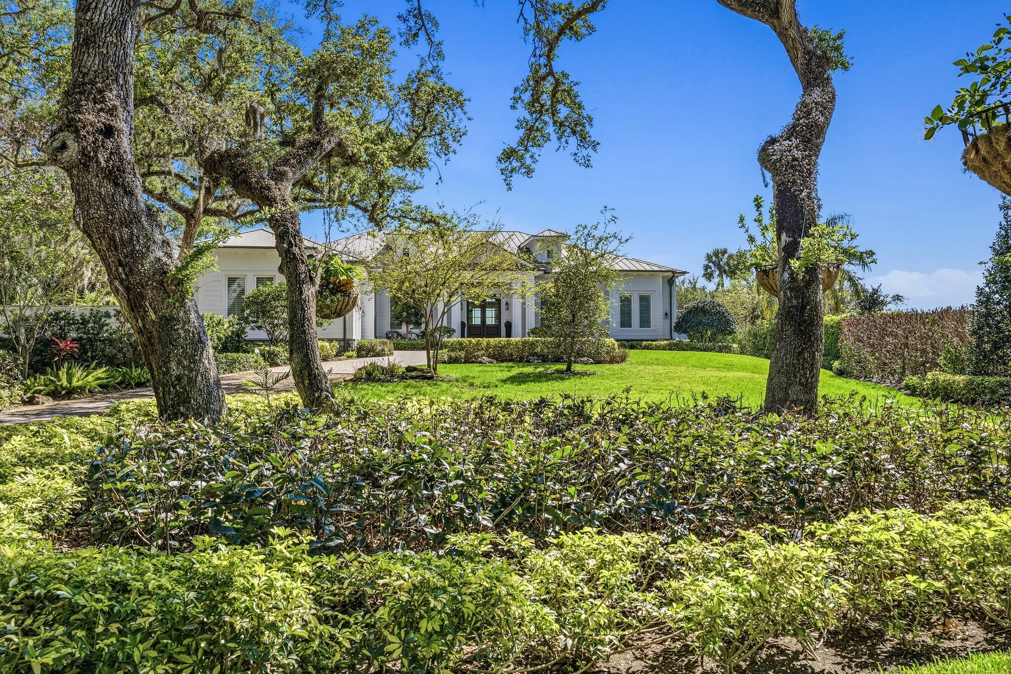 1505 W Camino Del Rio