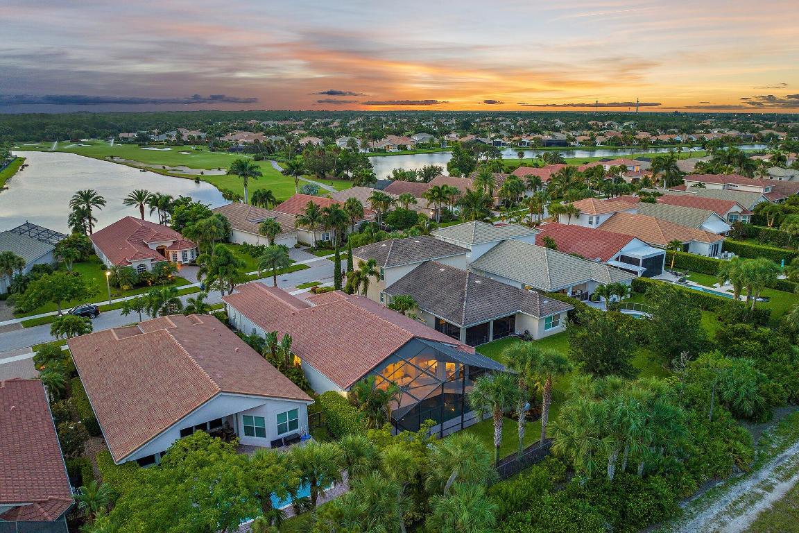 JUPITER COUNTRY CLUB POD E - Residential Lease