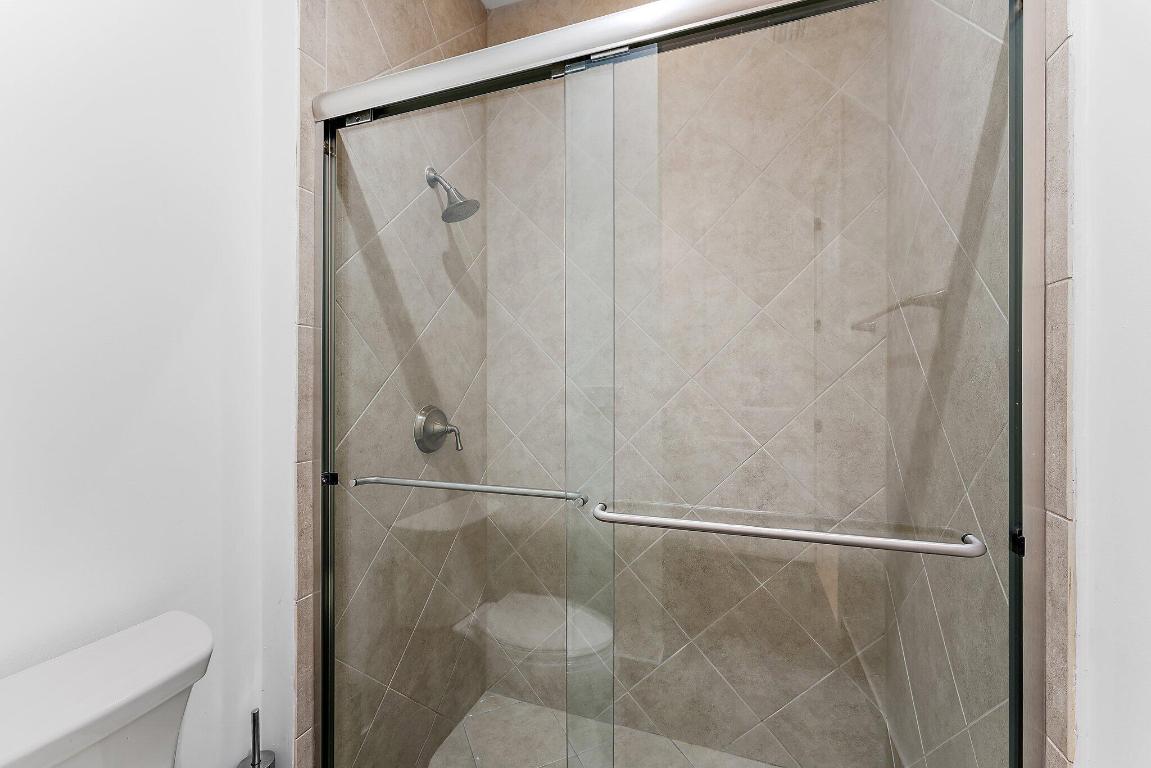 JUPITER COUNTRY CLUB POD E - Residential Lease