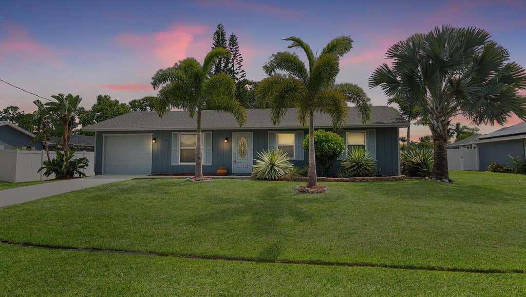 Photo of 1757 SW Burlington Street, Port Saint Lucie, FL 34984 (MLS # R10987242)