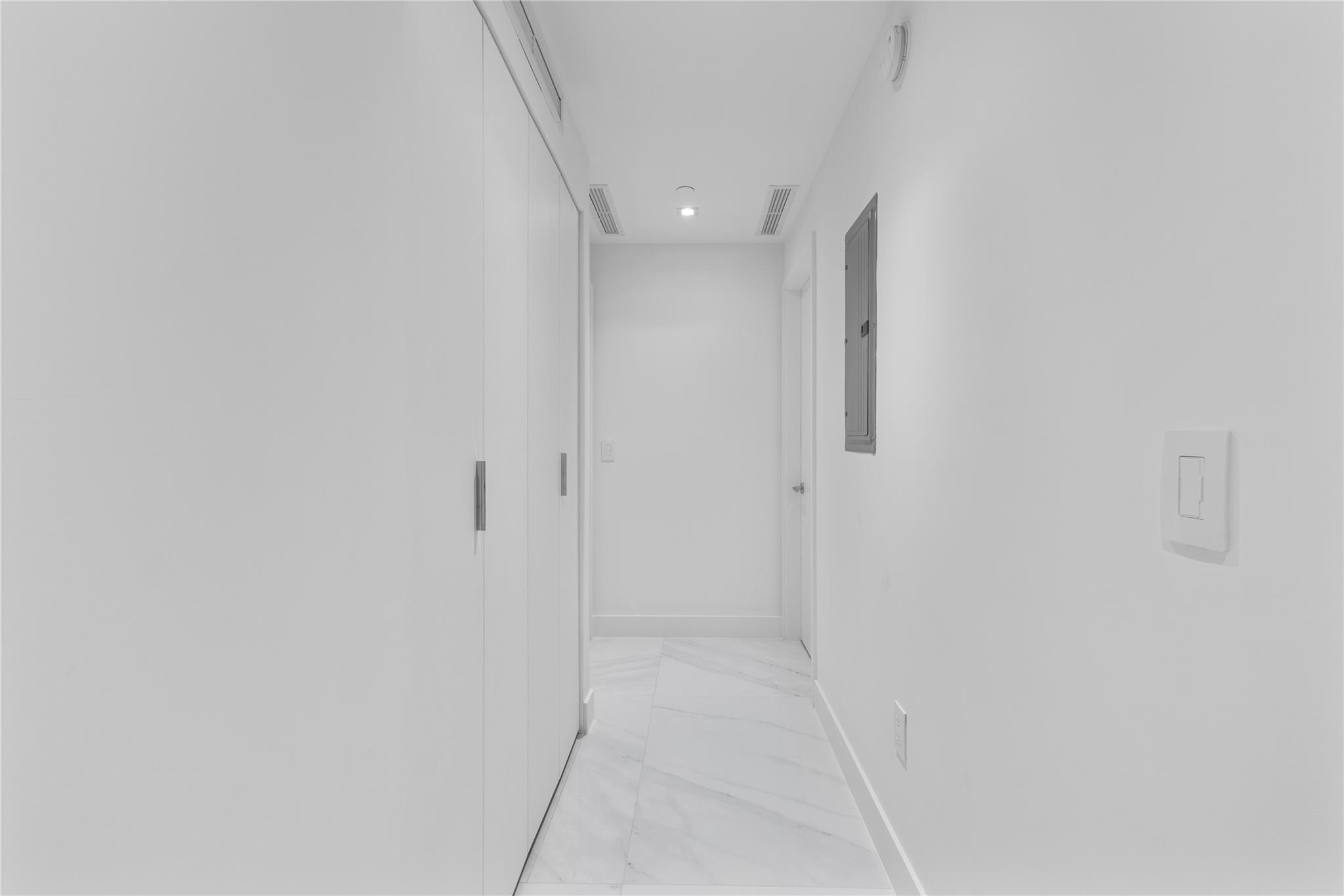 ARIA RESERVE - Residential Lease