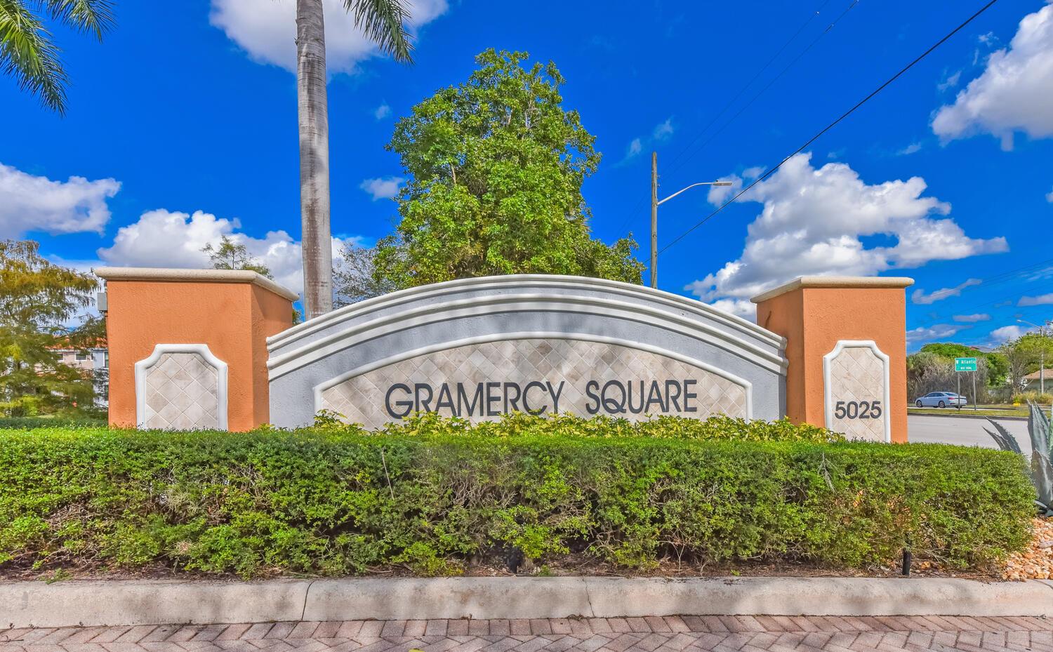 GRAMERCY SQUARE - Residential