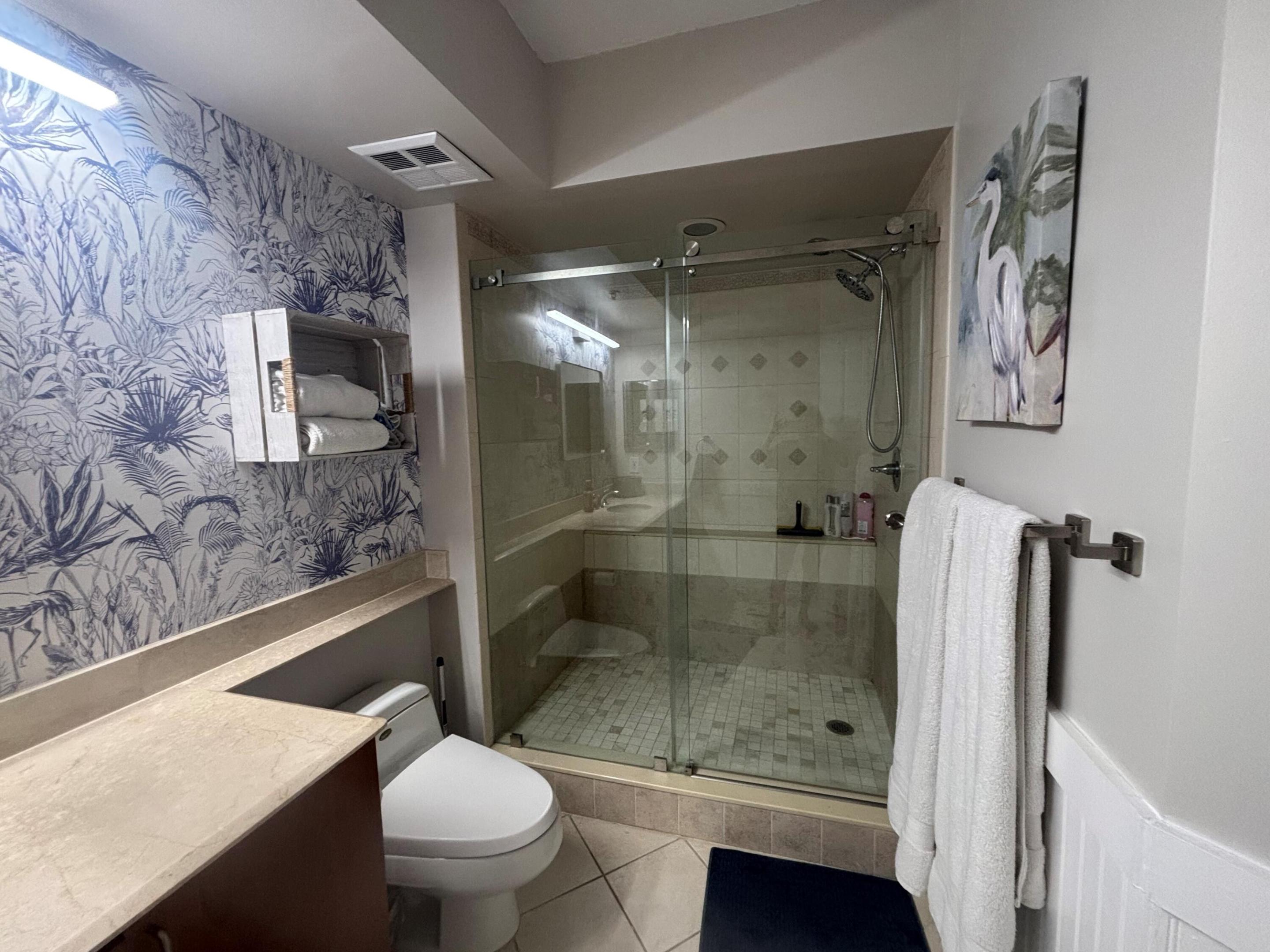 ESPLANADE ON THE NEW RIVER CONDO - Residential Lease