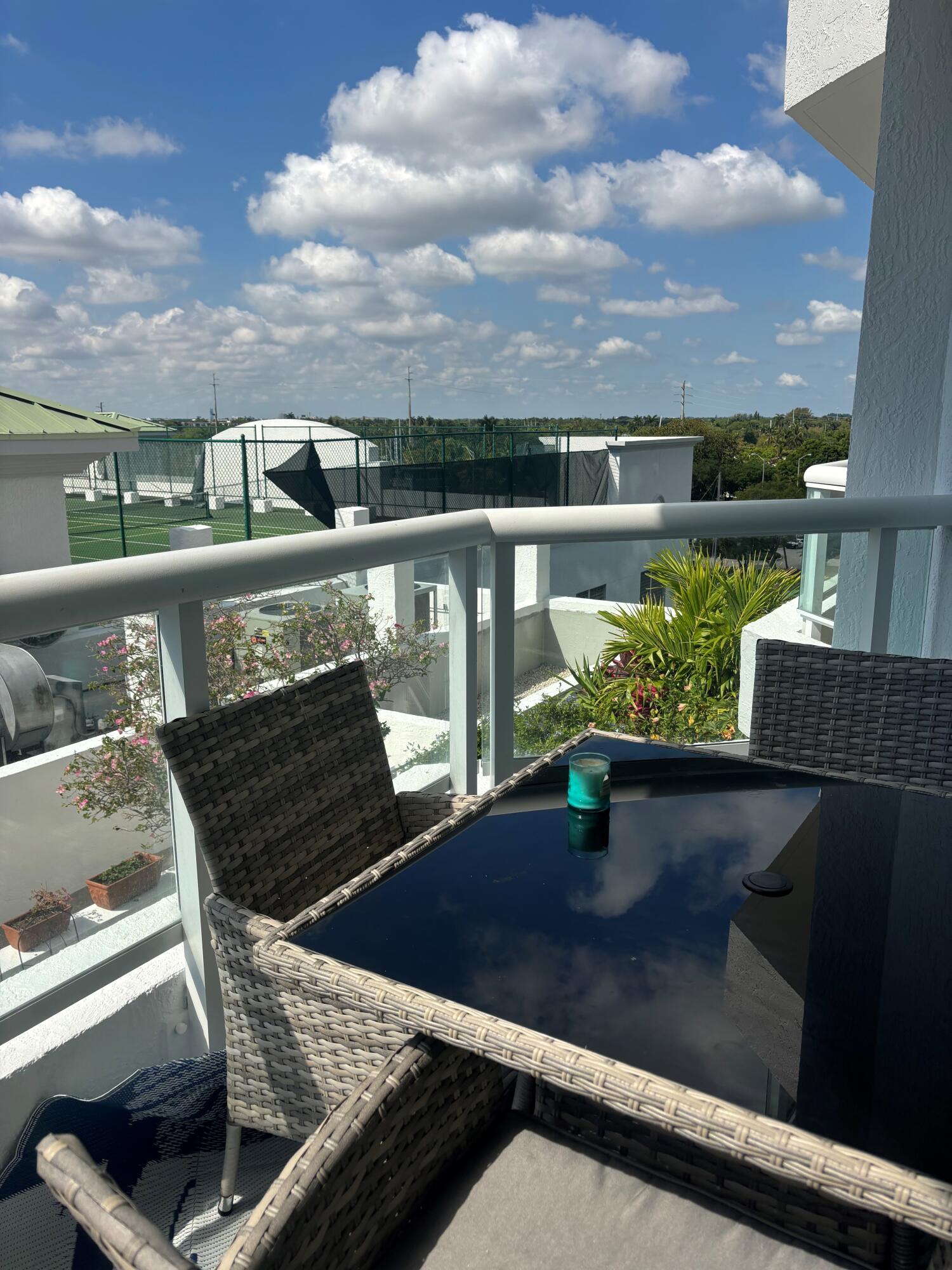 ESPLANADE ON THE NEW RIVER CONDO - Residential Lease