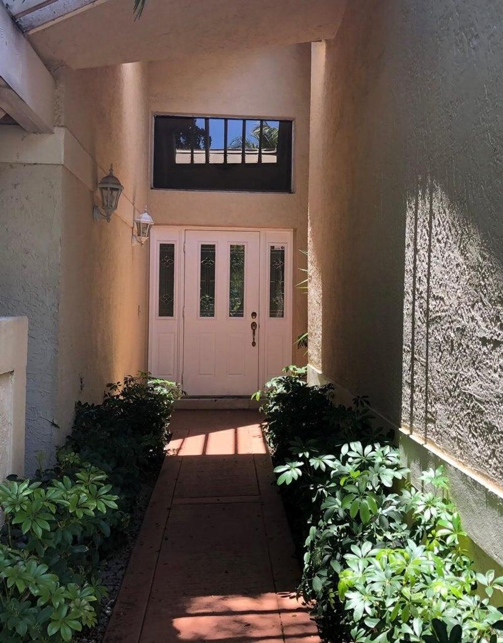 Photo of 6621 Pond Apple Road, Boca Raton, FL 33433 (MLS # R10999882)