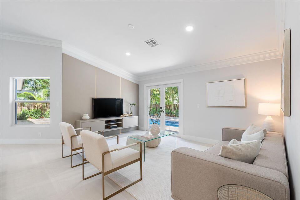 BOCA VILLAS HEIGHTS - Residential Lease