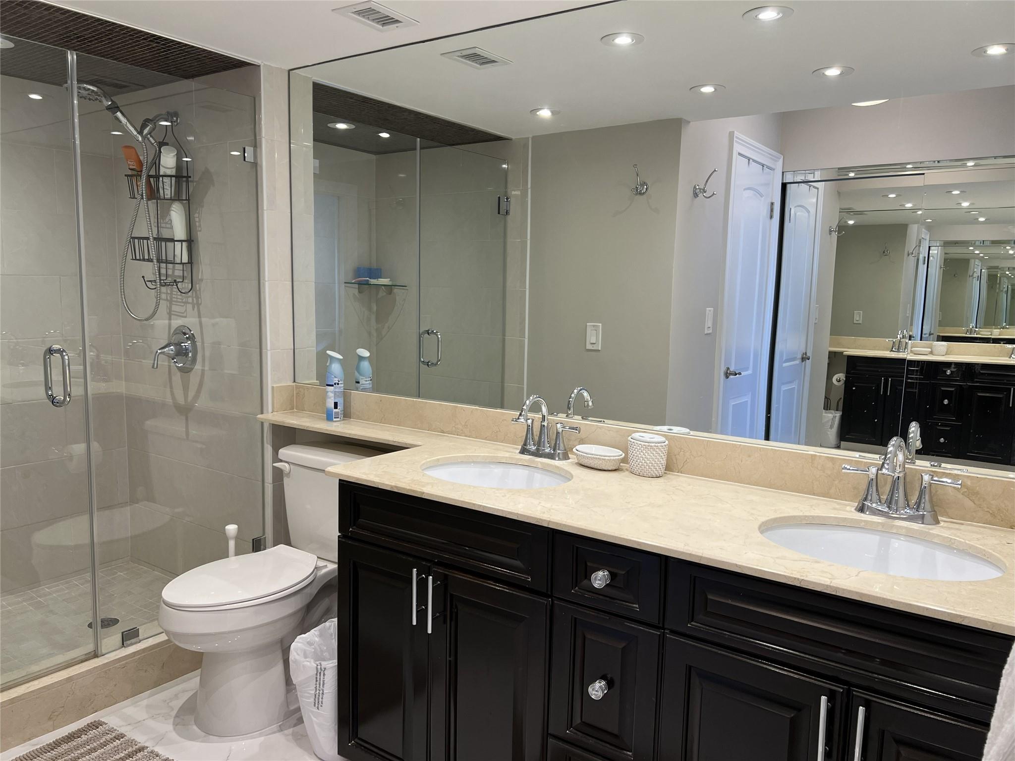 Parliament House Condo - Residential Lease