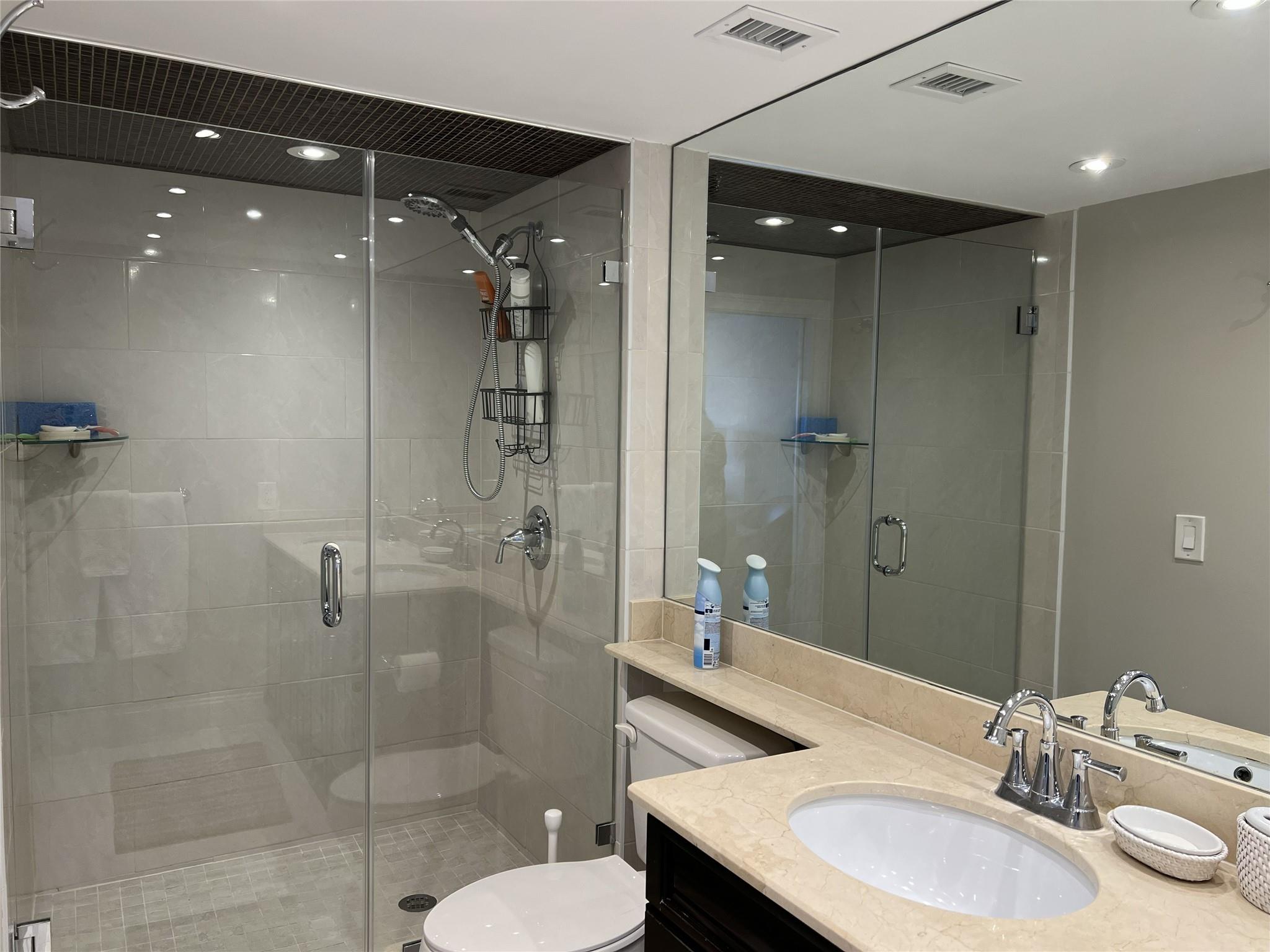 Parliament House Condo - Residential Lease