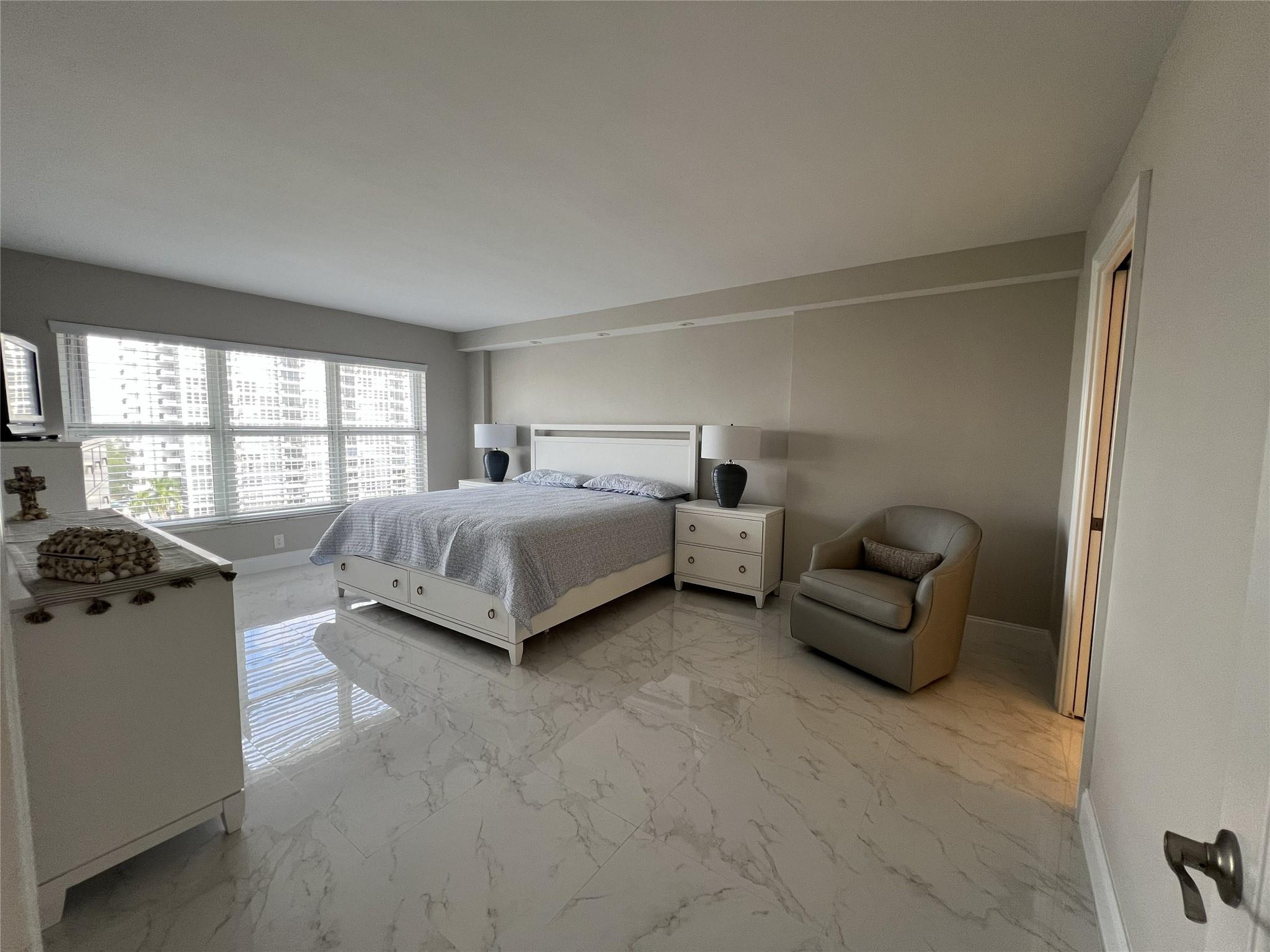 Parliament House Condo - Residential Lease