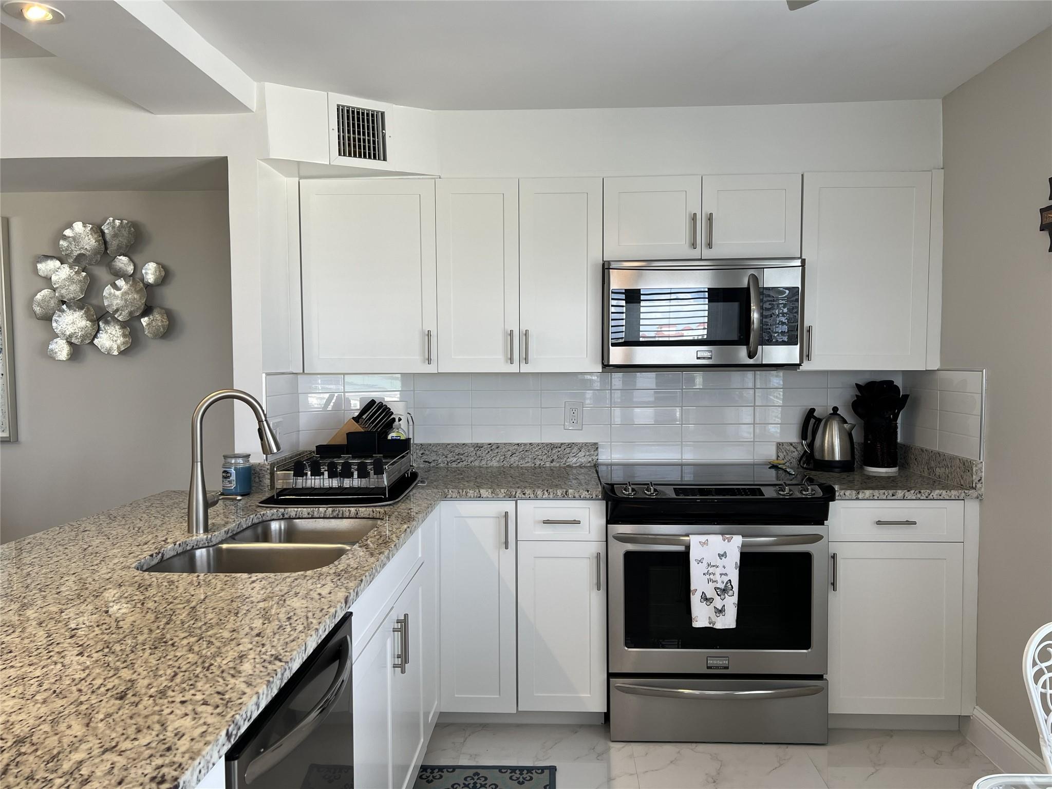 Parliament House Condo - Residential Lease