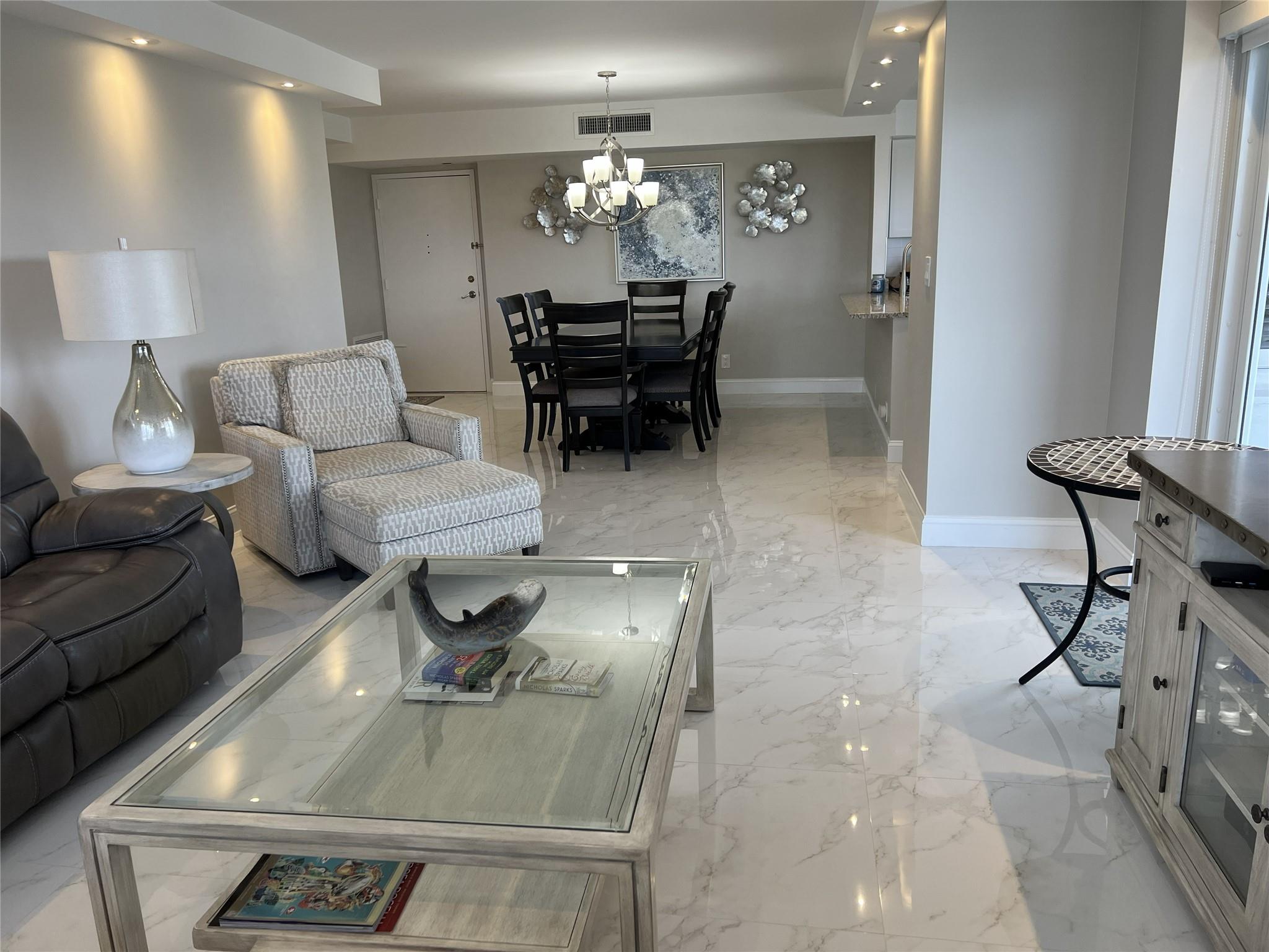 Parliament House Condo - Residential Lease