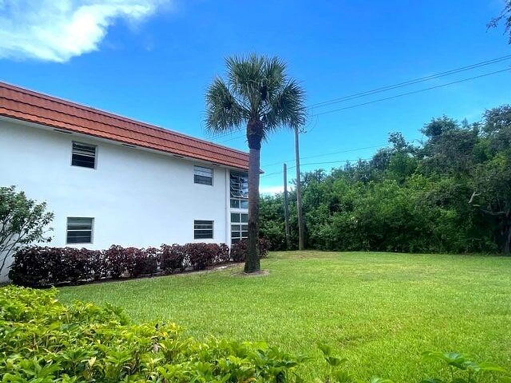 Photo of 1225 NW 21st Street #34-3414, Stuart, FL 34994 (MLS # R11135479)