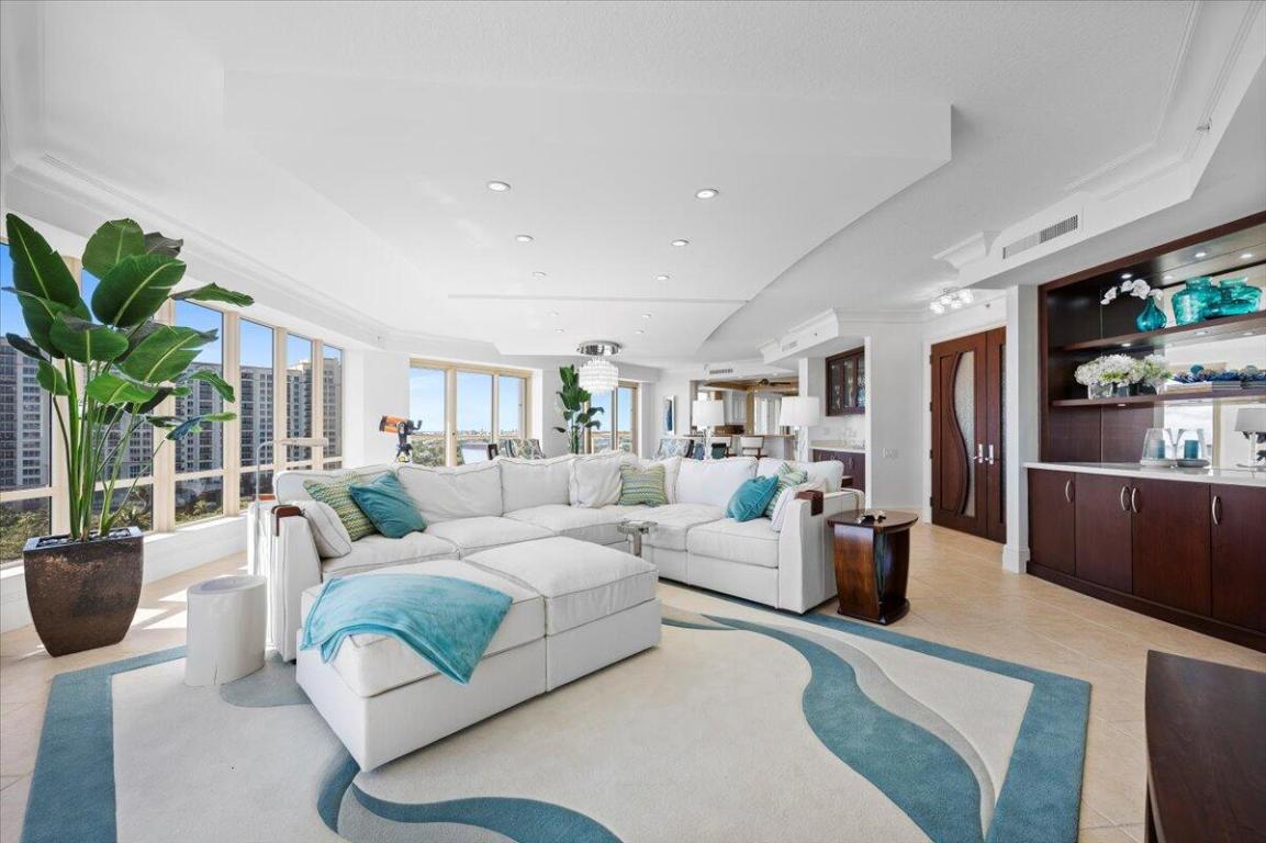 OASIS SINGER ISLAND CONDO - Residential