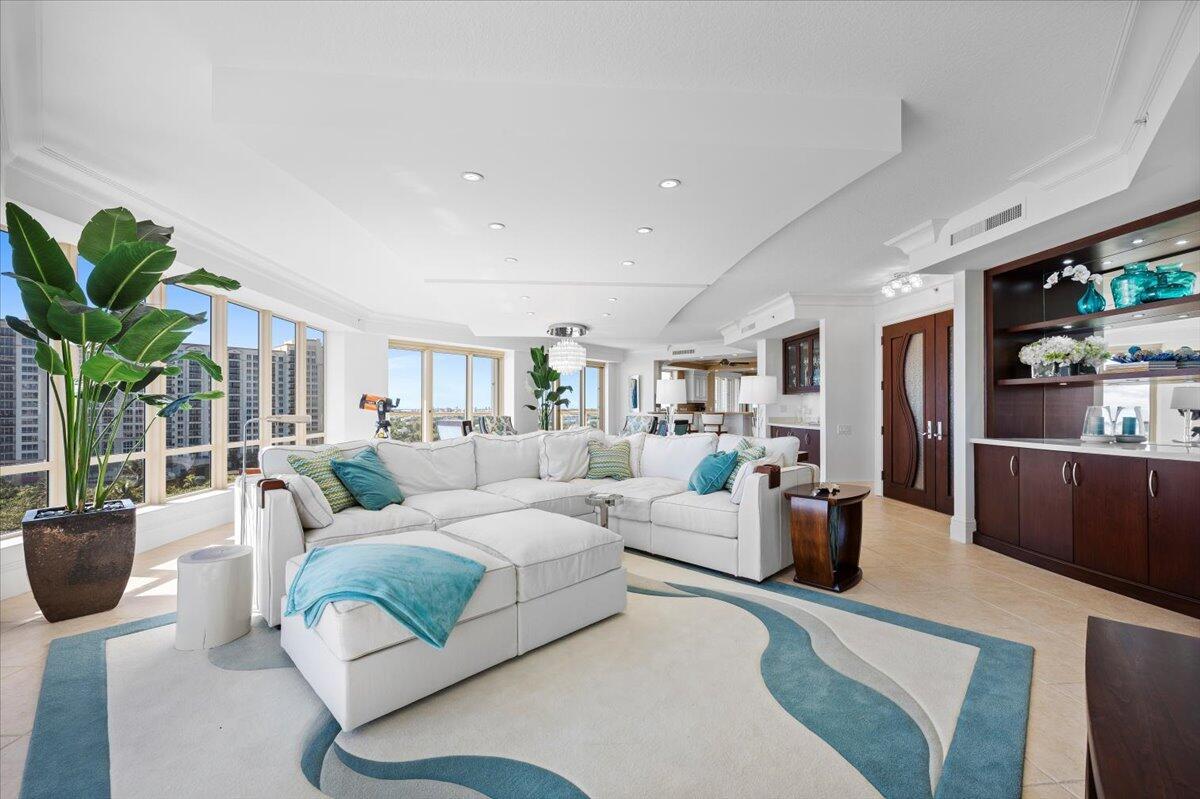 OASIS SINGER ISLAND CONDO - Residential