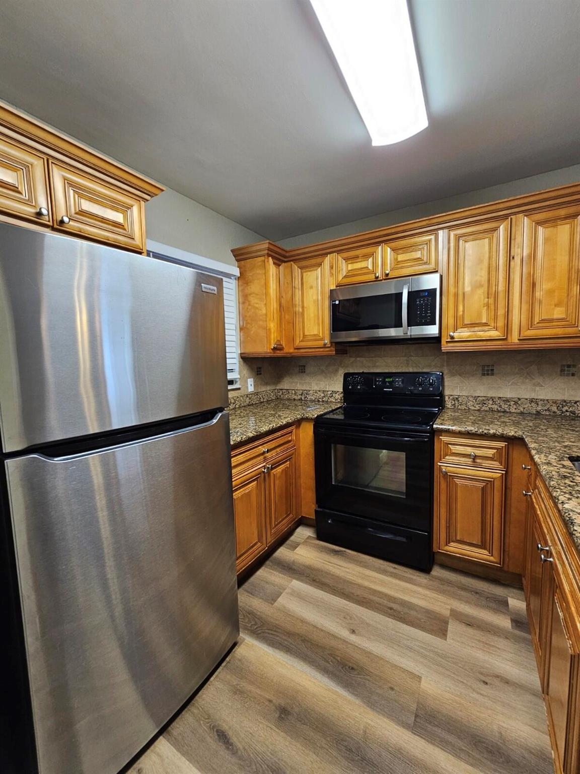 1601 Balfour Point Drive H, West Palm Beach, FL, 33411/$179,000 2 1601 Balfour Point Drive H