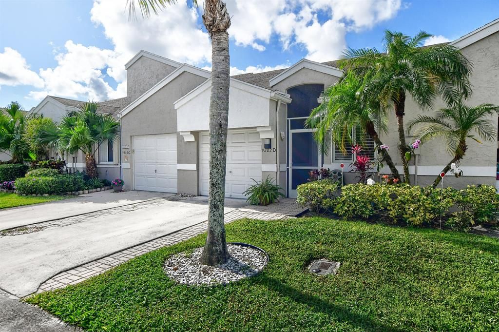 Photo of 9202 Vineland Court #D, Boca Raton, FL 33496 (MLS # R10879097)