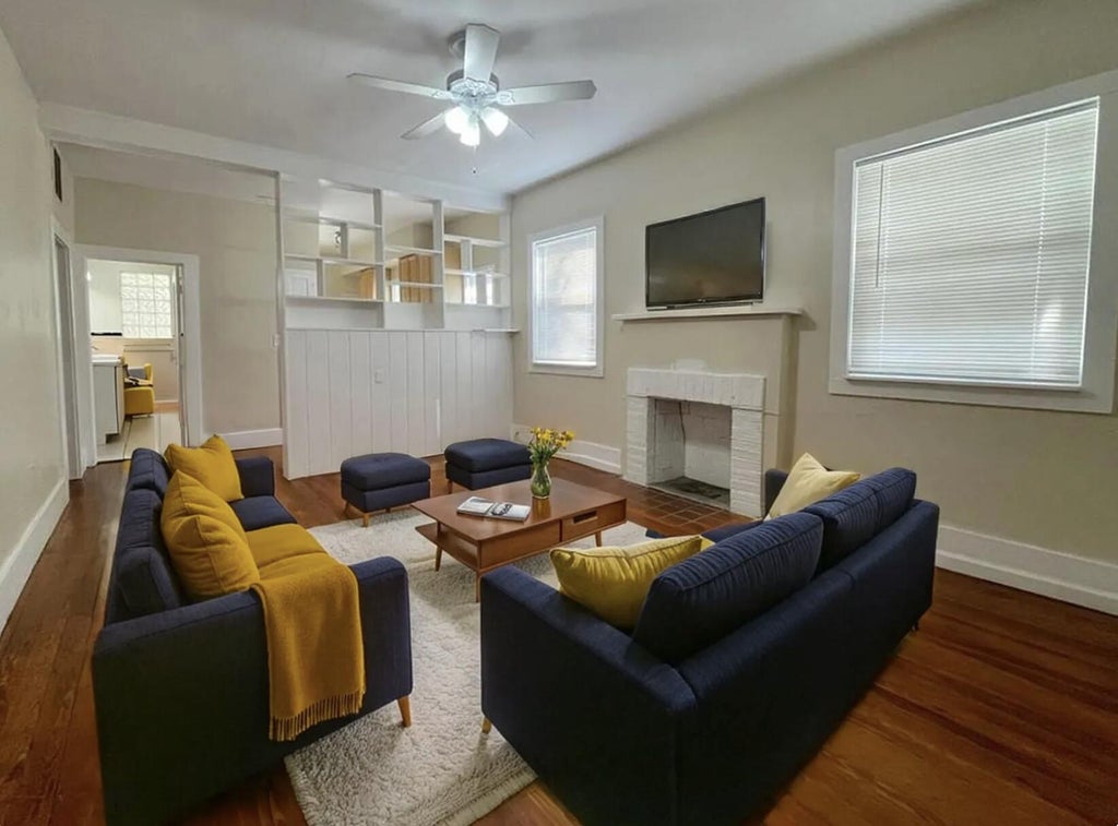 Photo of 1969 NE 4th Street, Deerfield Beach, FL 33441 (MLS # B26066973)