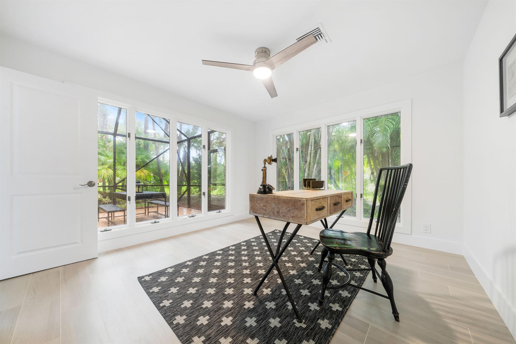 EASTPOINTE COUNTRY CLUB 8 - Residential Lease