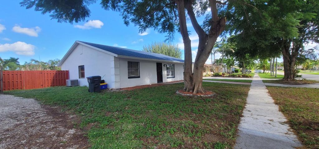 Photo of 4839 Poseidon Place, Lake Worth, FL 33463 (MLS # R11142046)