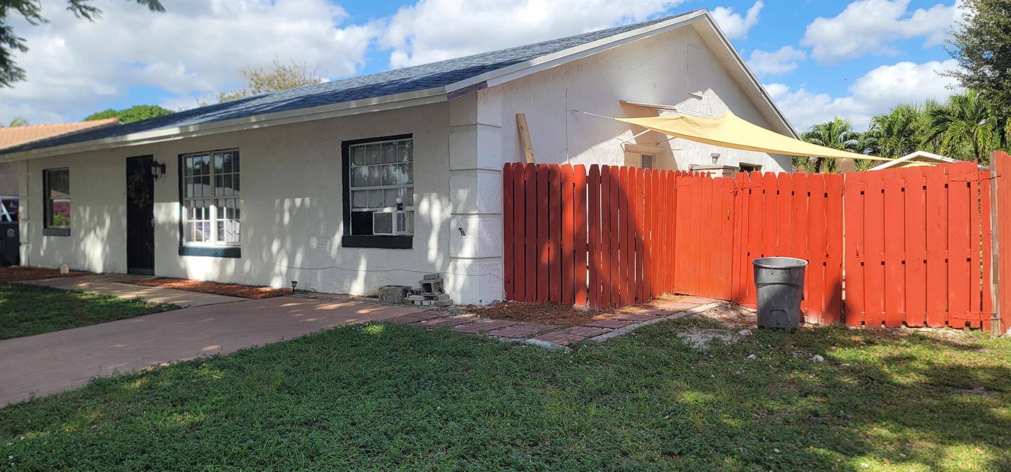 CONCEPT HOMES OF LANTANA - Residential