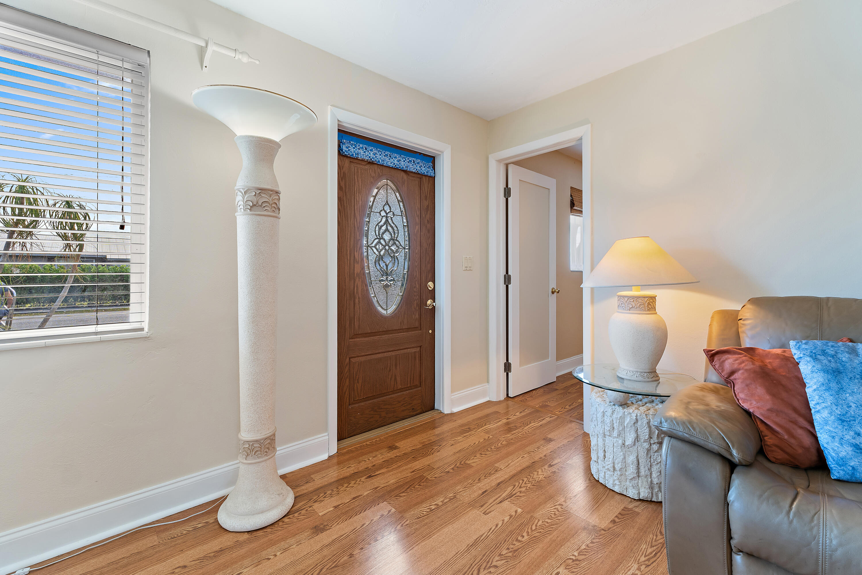 EASTVIEW MANOR - Residential