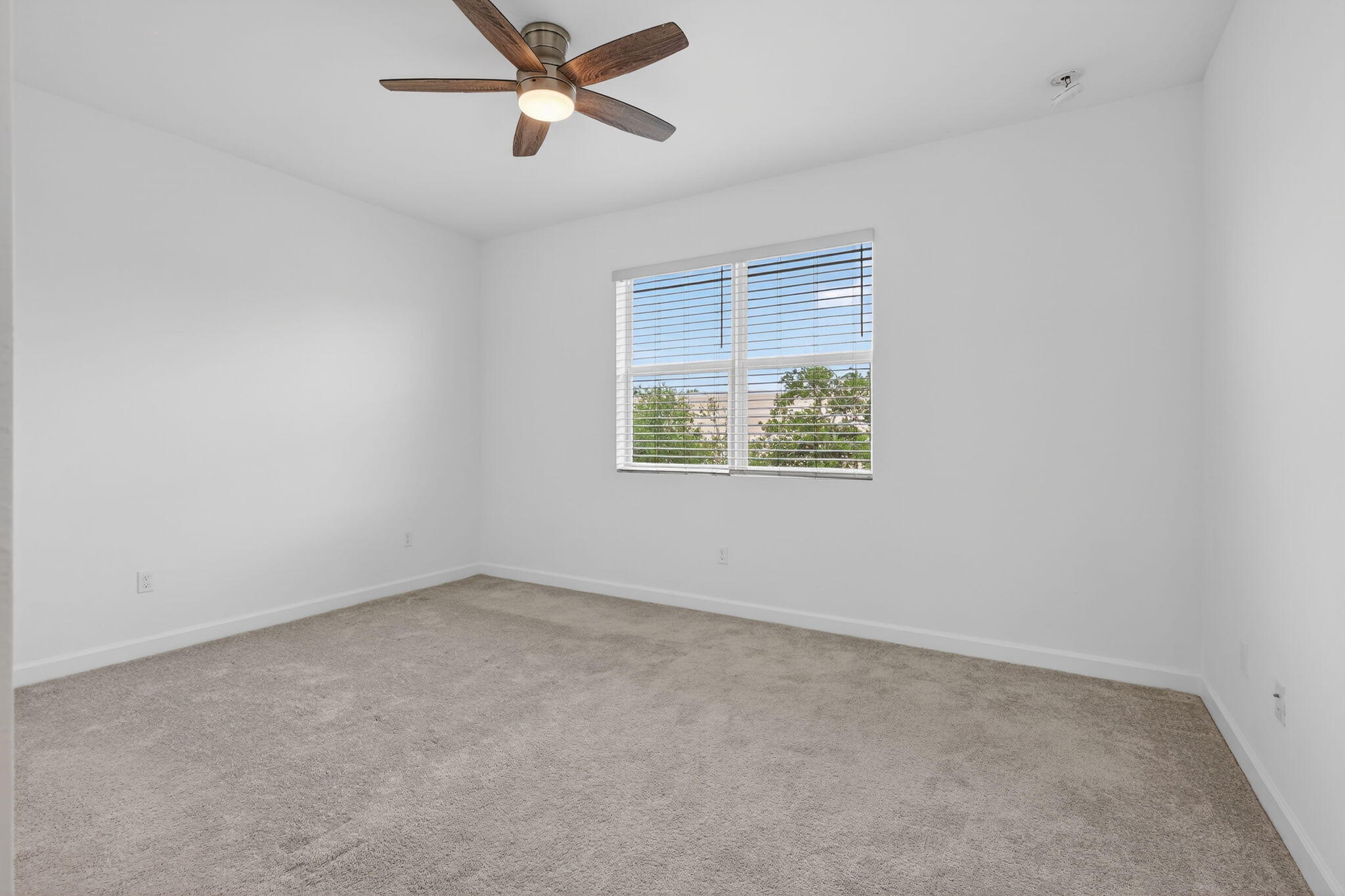 VERANDA - Residential