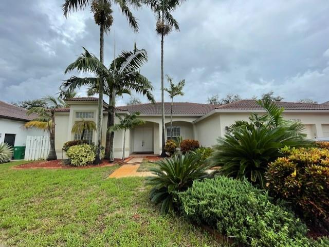 Windsor Palms 160-17 B - Residential Lease