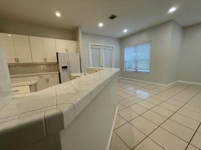 Windsor Palms 160-17 B - Residential Lease