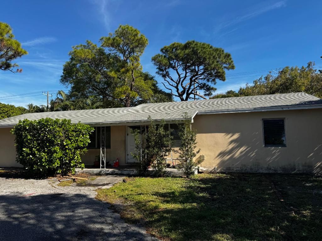 Photo of 1304 NW 2nd Avenue, Fort Lauderdale, FL 33311 (MLS # R11153255)