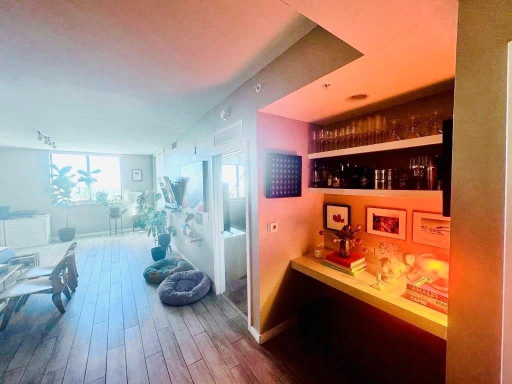 999 SW 1ST Avenue 3313