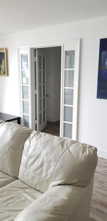 MAISON GRANDE CONDO - Residential