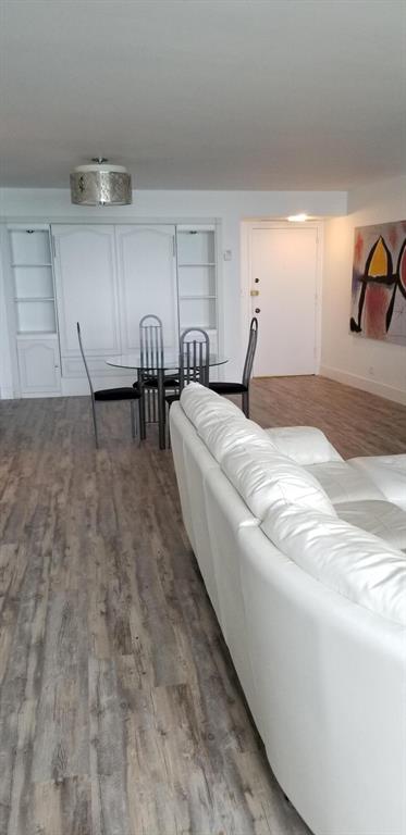 MAISON GRANDE CONDO - Residential