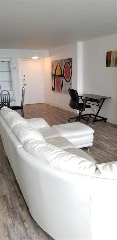 MAISON GRANDE CONDO - Residential