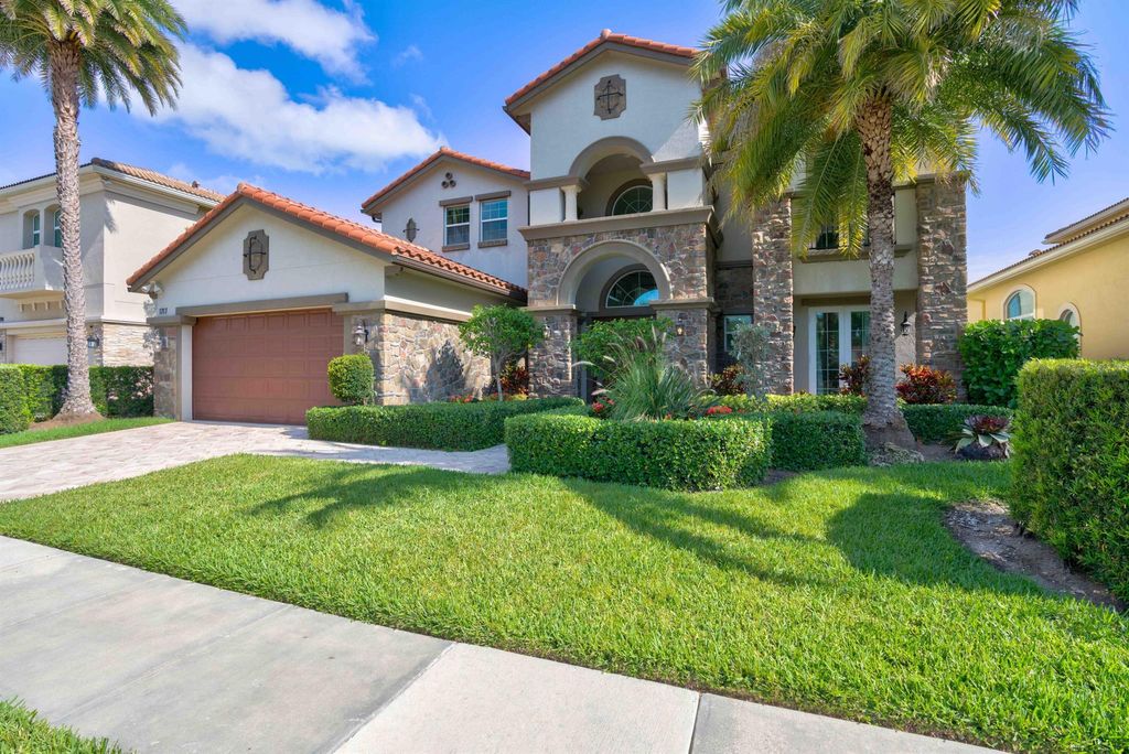 Photo of 1717 W Hemingway Drive, Juno Beach, FL 33408 (MLS # R10928951)