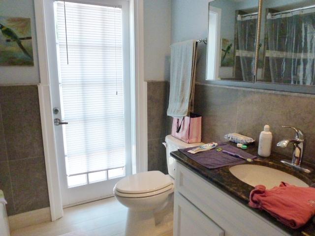 NORTH PALM BEACH VILLAGE OF 3 - Residential