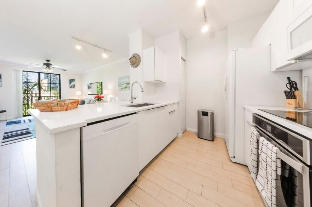 720 S Sapodilla Avenue 514