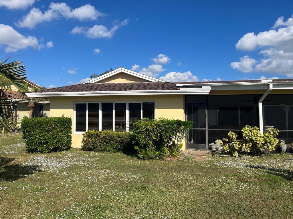 Woodlands Sec Five 67-43 - Residential