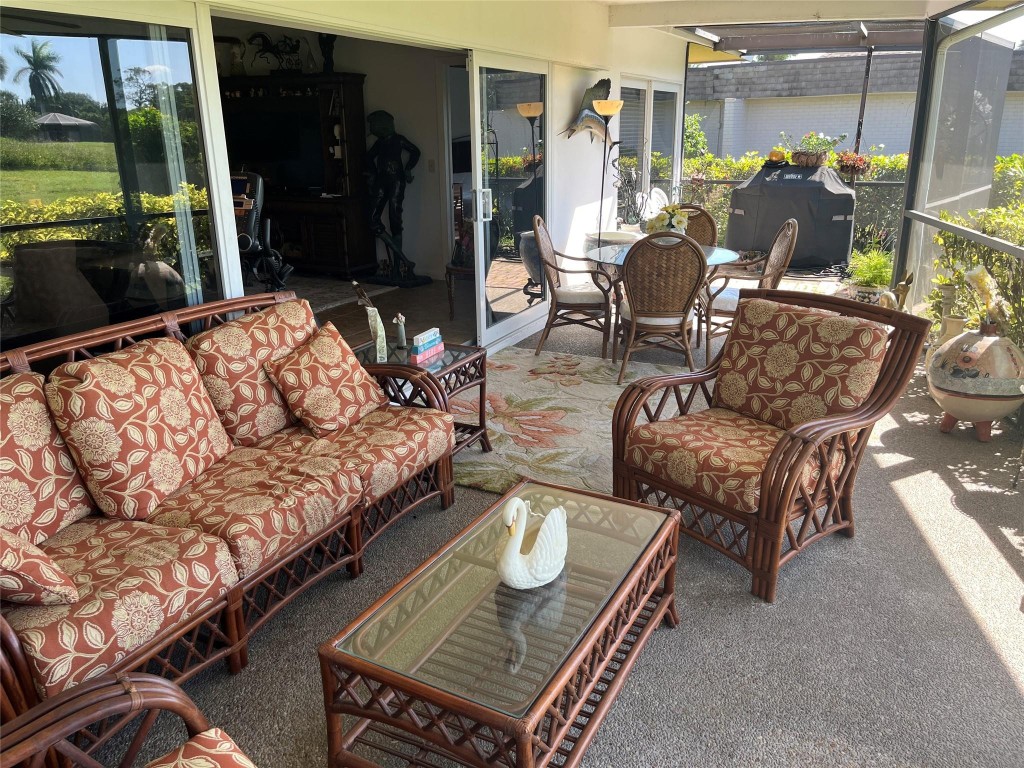 Woodlands Sec Five 67-43 - Residential