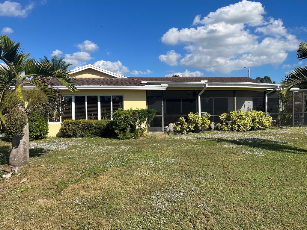 Woodlands Sec Five 67-43 - Residential