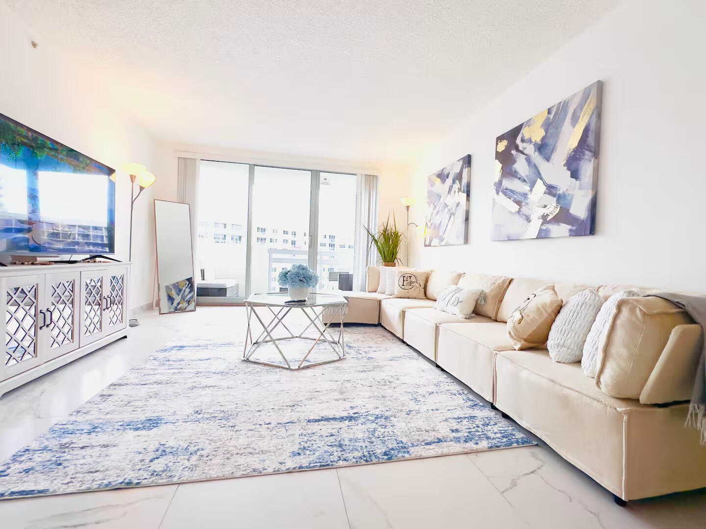 FLAMINGO SOUTH BEACH I CONDO - Residential