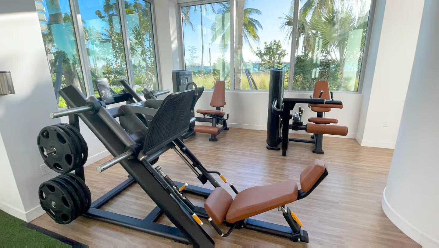 FLAMINGO SOUTH BEACH I CONDO - Residential