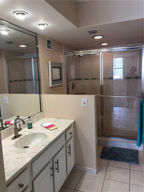 Jamaica House - Residential