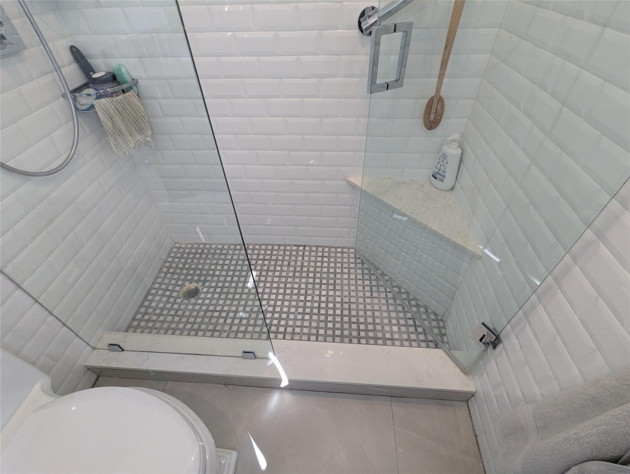 Drake Tower - Residential