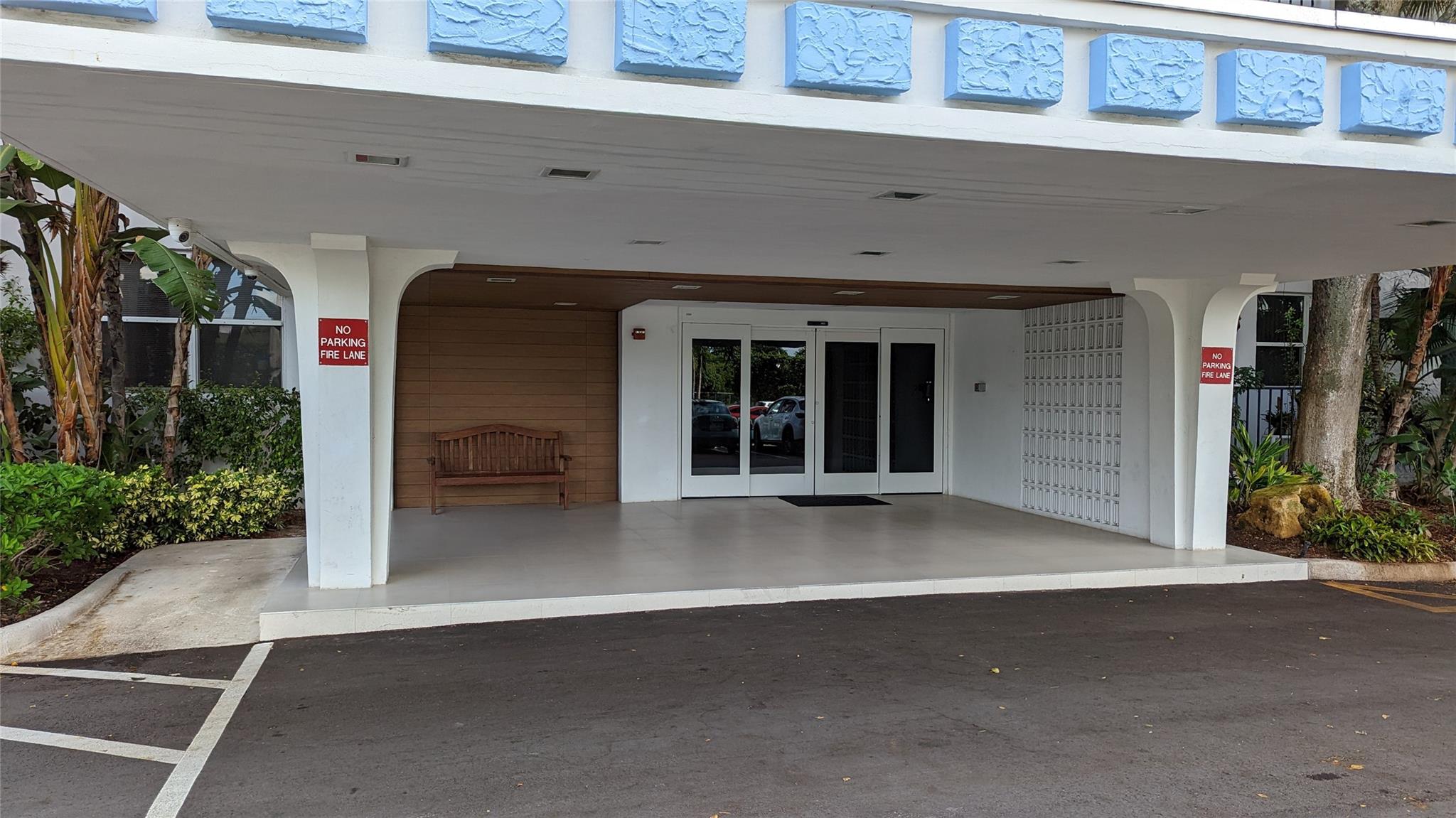 Drake Tower - Residential