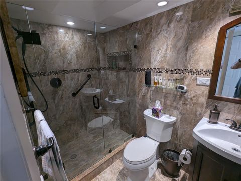 1800 N Andrews Ave 9G Fort Lauderdale FL 33311