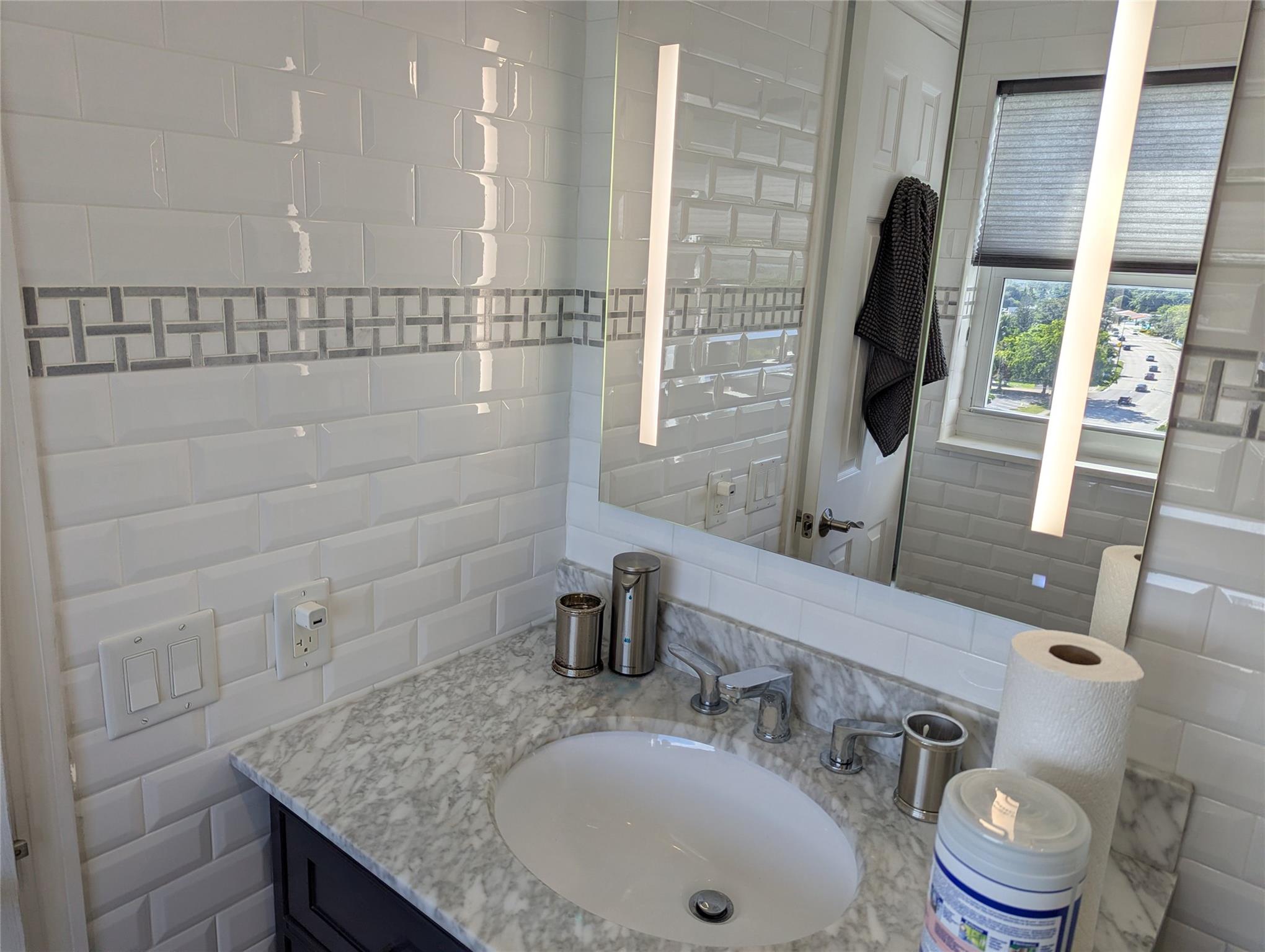 Drake Tower - Residential