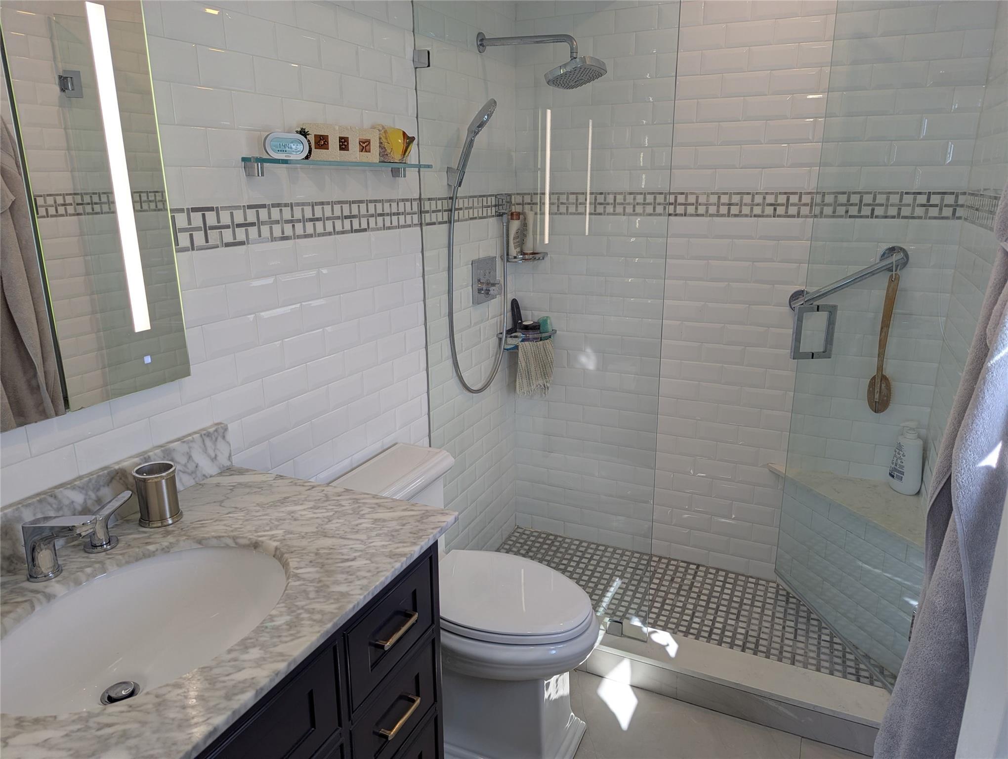 Drake Tower - Residential